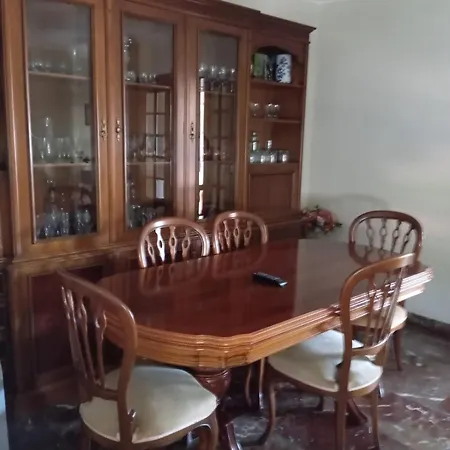 2 En , Proximo A Sanxenxo En Avda Cruz 22 * Combarro